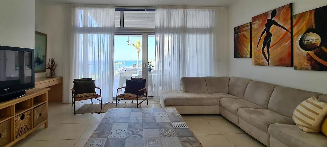 Phaedrus Living: Seafront Luxury Flat Pallini Court 113 Protaras